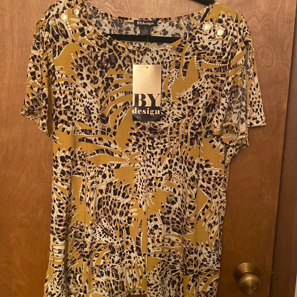 By design blouse